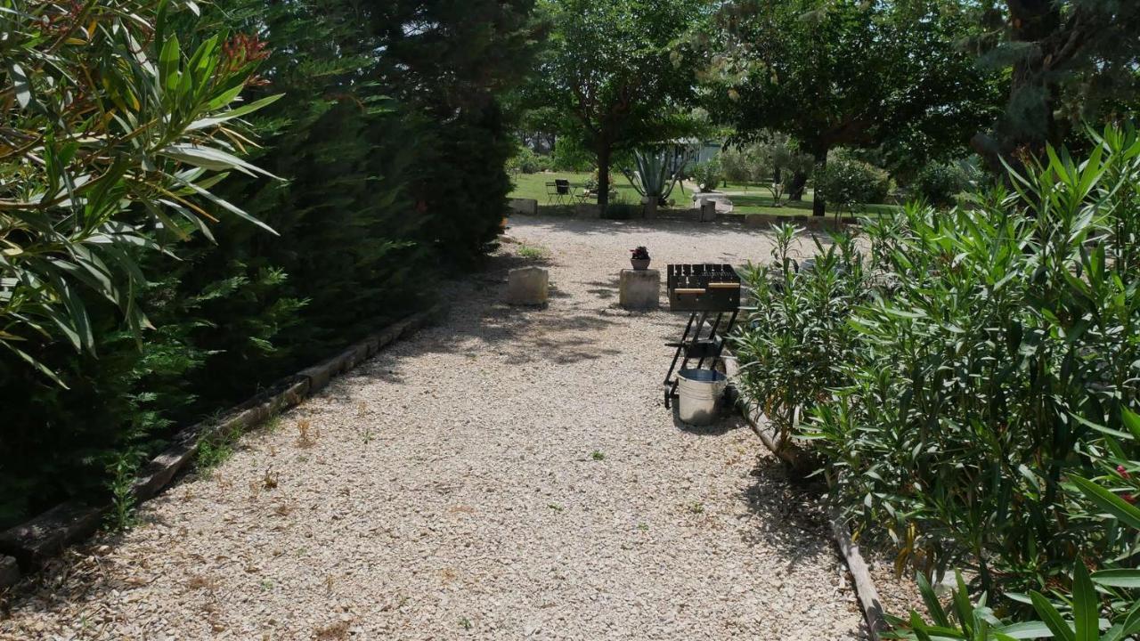 Mas Maurane - L'Olivier avec SPA privé Tarascona Esterno foto